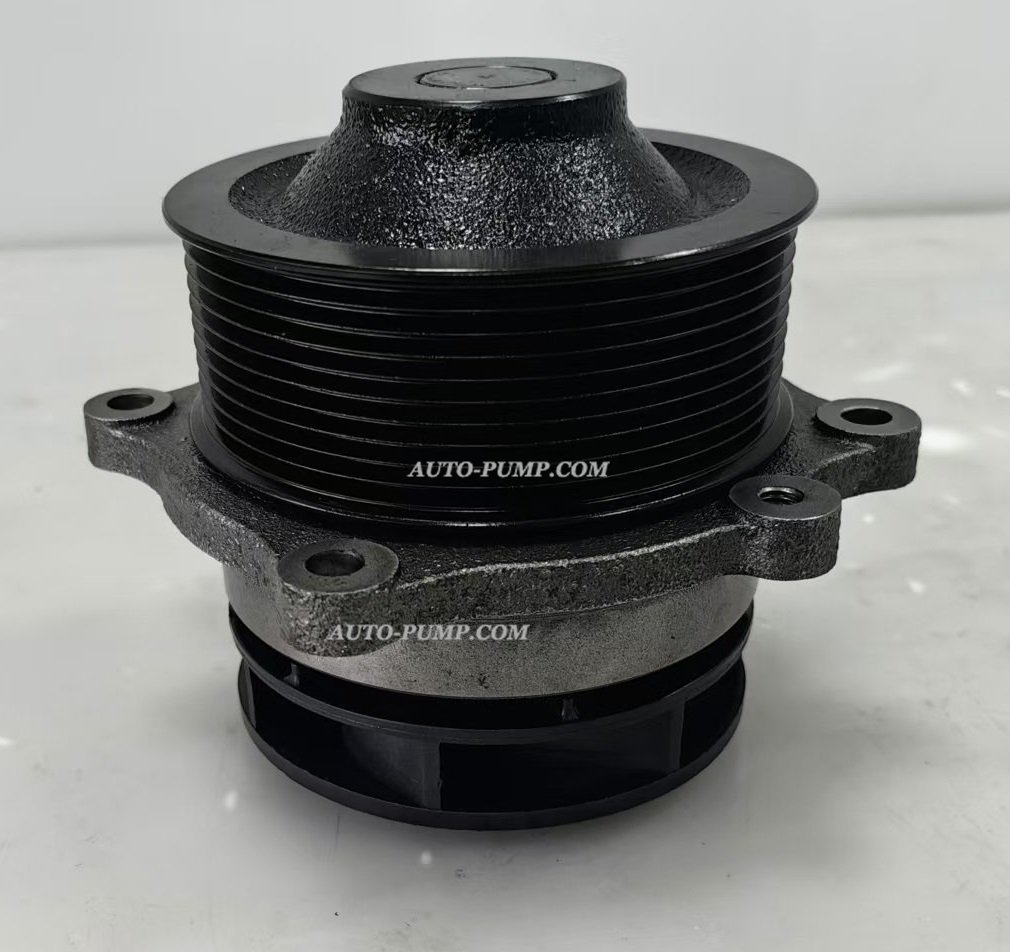 99446384 504371635 504361543，IVECO TRUCK water pump