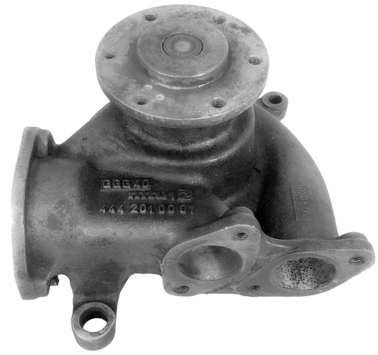 4442010001 truck water pump for BENZ